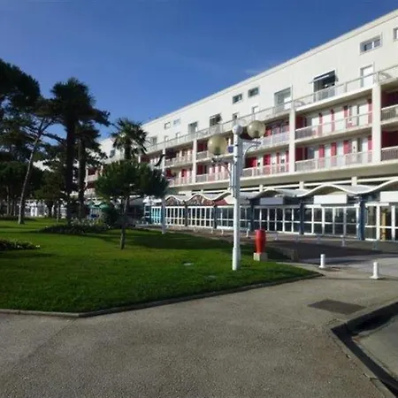 Vue A 180° De La Baie De アパート *